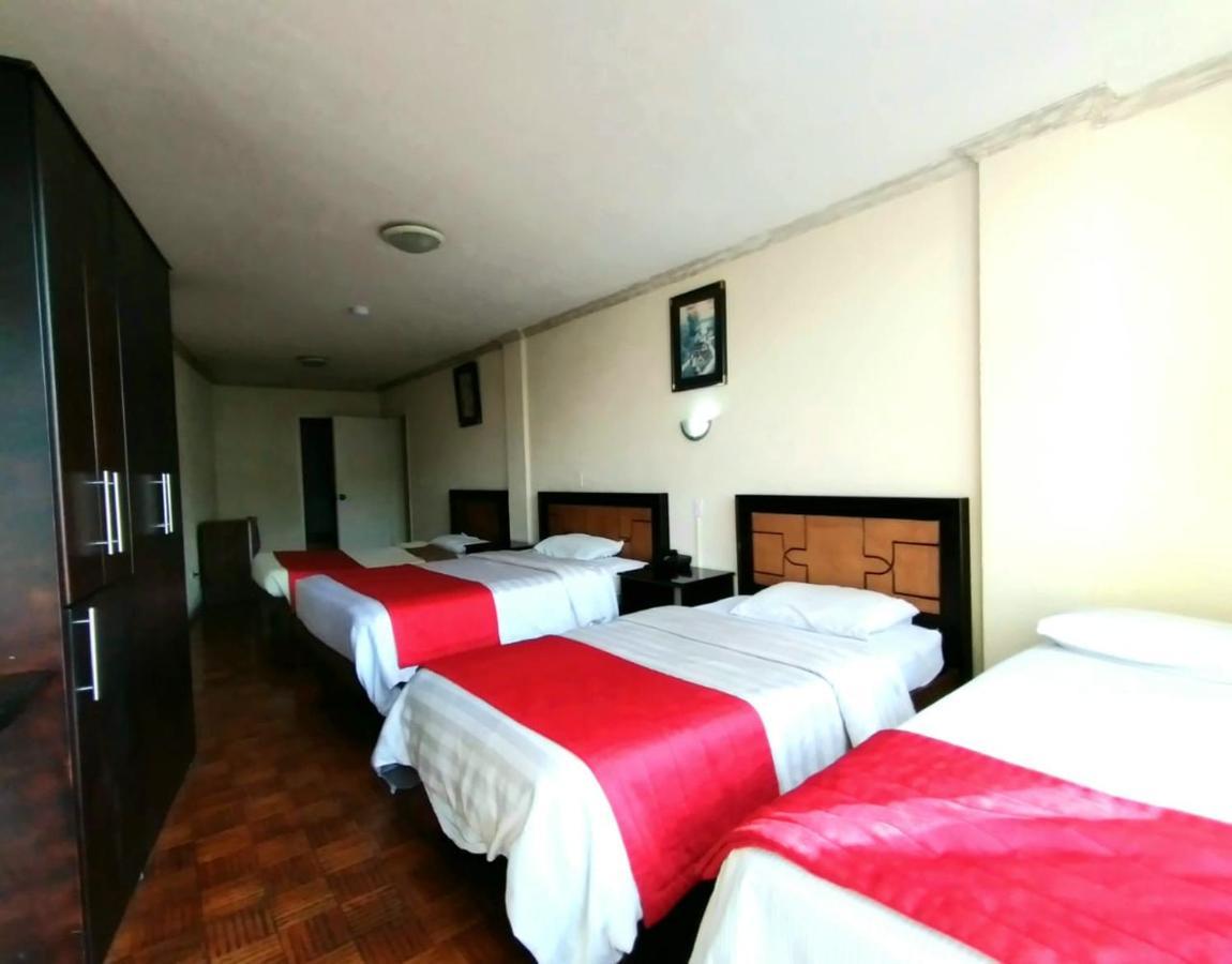 Hotel Imperial Амбато Екстериор снимка